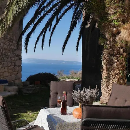 Mit Terrasse Fuer Drei Personen * Podgora